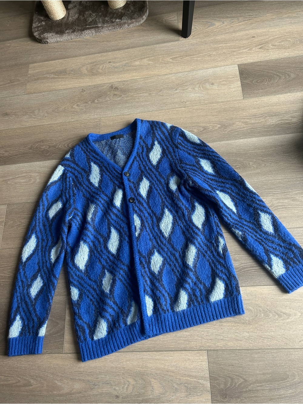 ASOS Blue Patterned V‑Neck Cardigan with White Accents